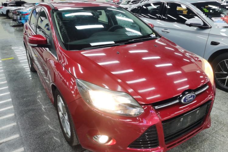 Used Ford Focus 2012 Hatchback 2.0L Automatic Luxury Sport Model Exterior 1