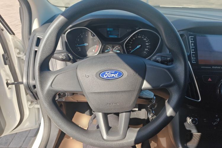 Used Ford Focus 2015 Hatchback 1.6L Automatic Comfort Model
