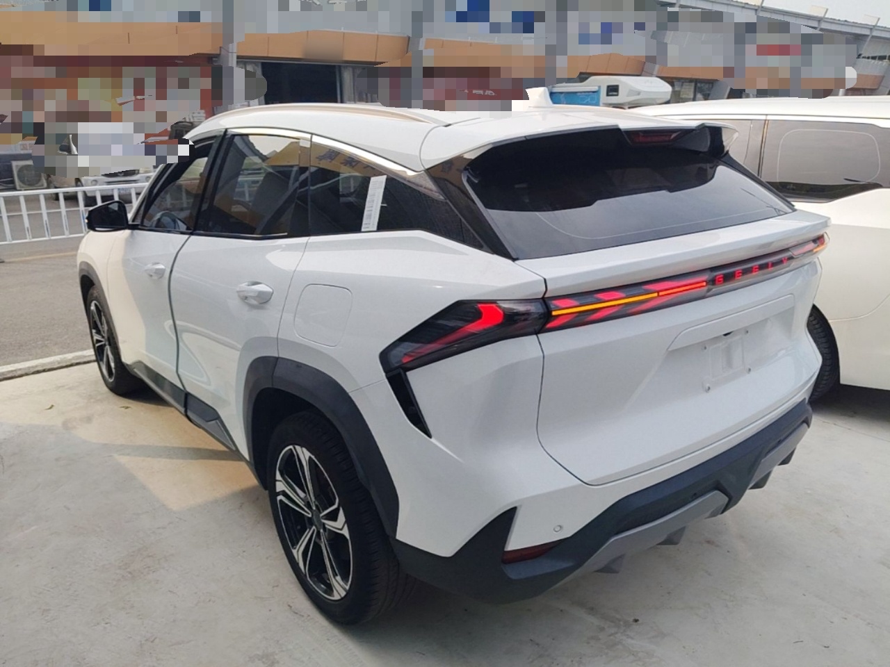 Geely Galaxy L7 2023 1.5T 115 km PLUS — снимка 4