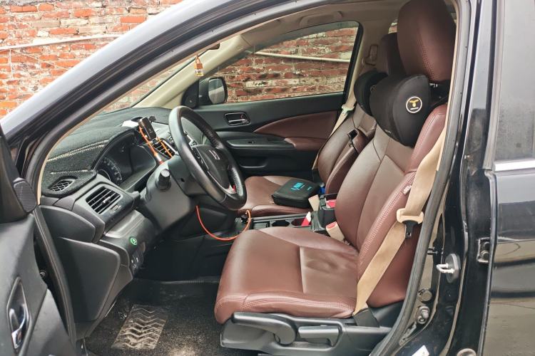 Used Honda CR-V 2016 2.0L two-wheel drive Urban Edition Left Front Seat