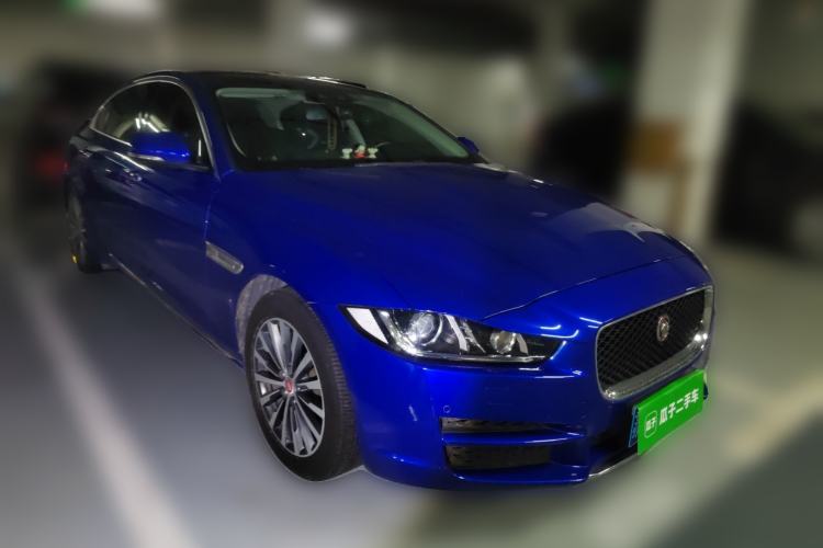Used Jaguar XEL 2019 2.0T 200 PS Luxury Edition Front Right 45 Deg