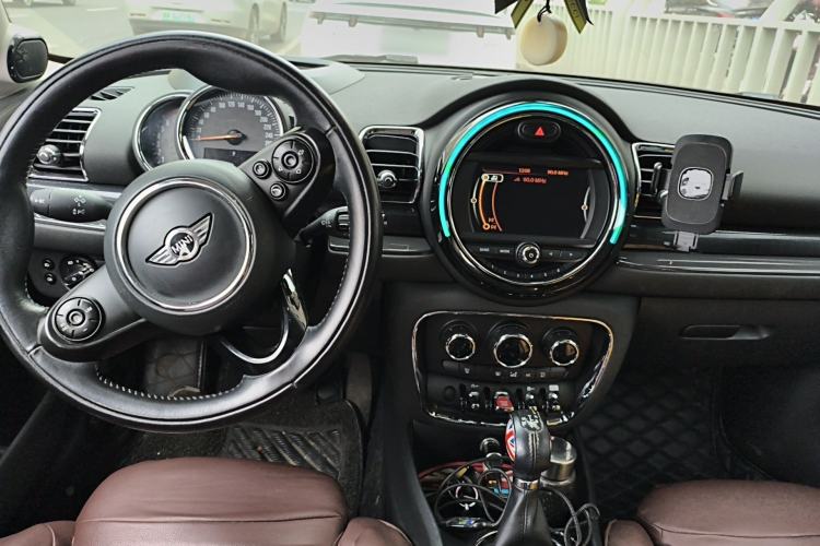 Used MINI Clubman 2016 Updated 1.5T COOPER Geek Edition Center Console