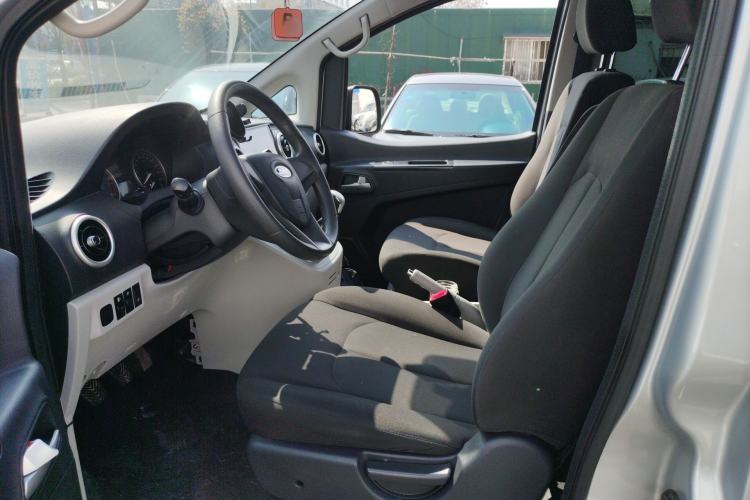 Used JAC Refine M3 2023 PLUS 1.5T 5/7-seat Classic Edition
