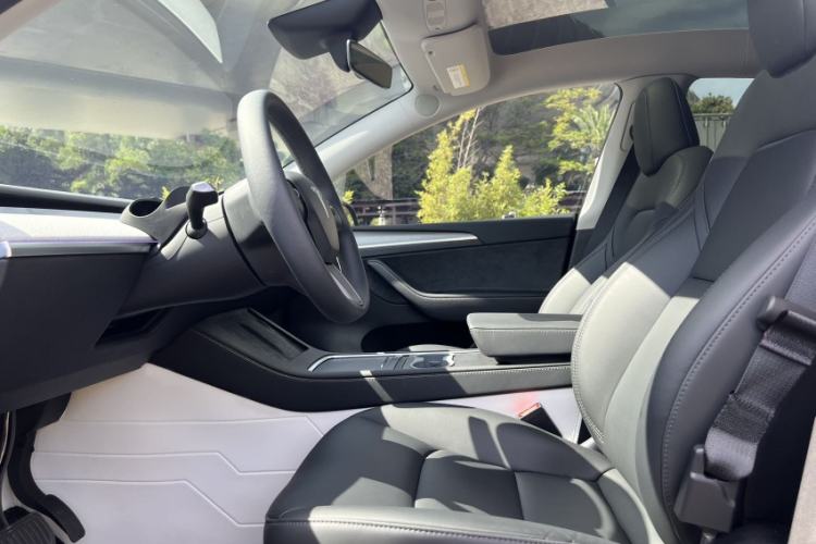 Used Tesla Model Y 2024 Rear-Wheel-Drive Version