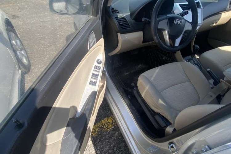 Used Hyundai Verna (older generation) 2014 1.4L Automatic Smart GLS