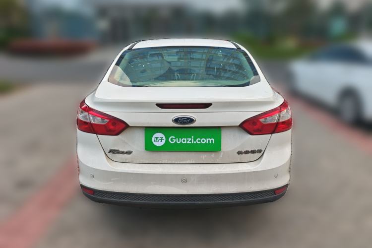 Used Ford Focus 2012 Sedan 1.6L Automatic Fashion Edition
