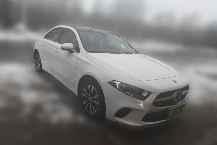 Used Mercedes-Benz A-Class 2019 A 180 L Front Right 45 Deg