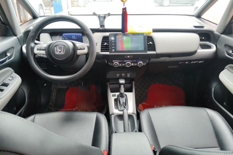 Used Honda LIFE 2021 1.5L CVT CRO-SS Fun Edition Center Console