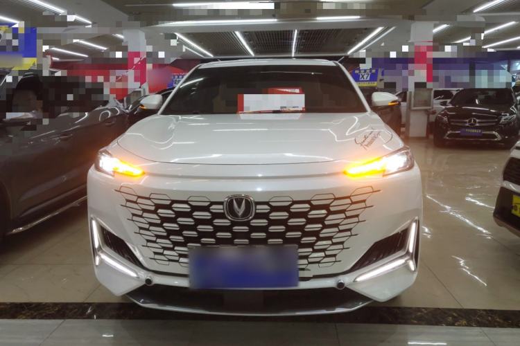 Used CHANGAN UNI-K 2021 2.0T All-Wheel Drive Prestige Version Front