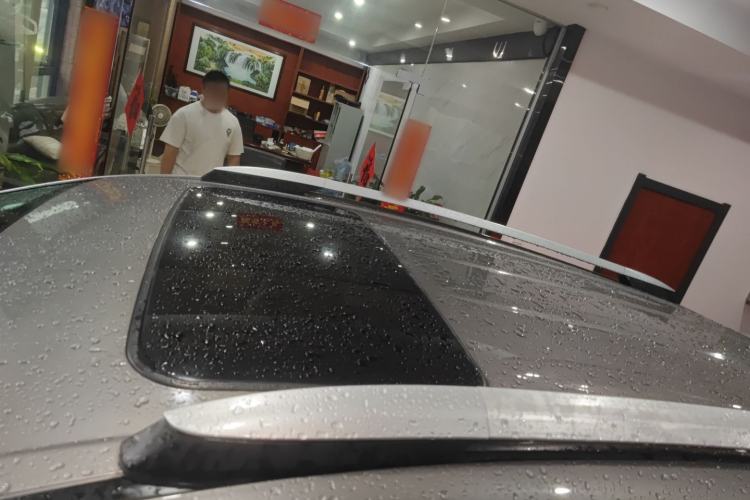 Used Toyota RAV4 2016 2.0L CVT Two-Wheel Drive Fashion Edition China V Standard
