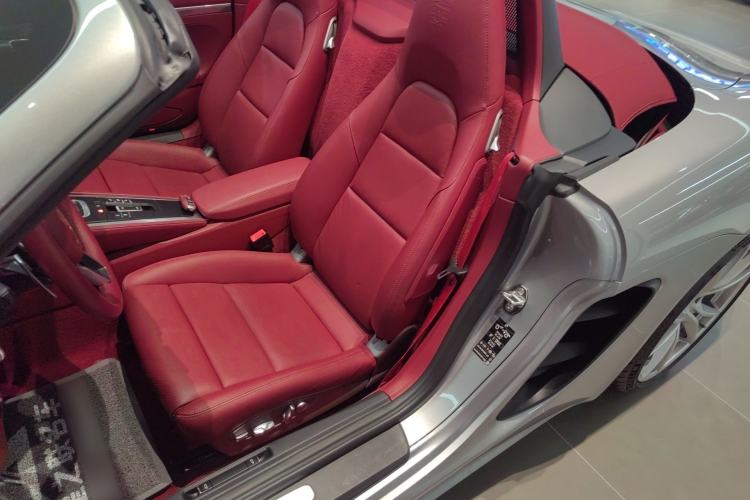 Used Porsche 718 2022 Boxster 2.0T Left Front Seat