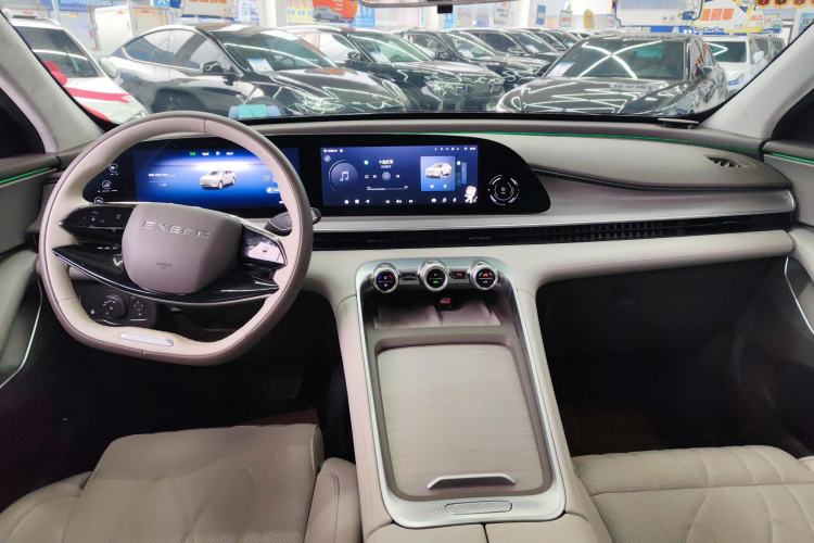 Used EXEED Stellar C-DM 2024 1.5T Long-Range Pro