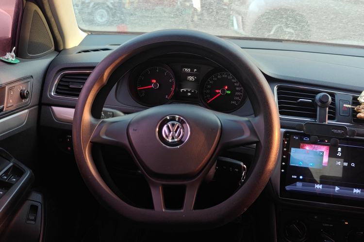 Used Volkswagen Lavida 2017 1.6L Automatic Fashion Edition
