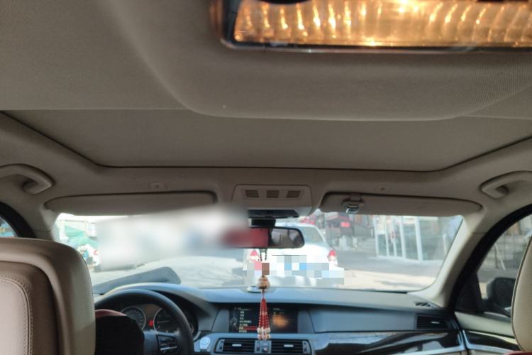 Used BMW 5 Series 2013 525Li Luxury Model
