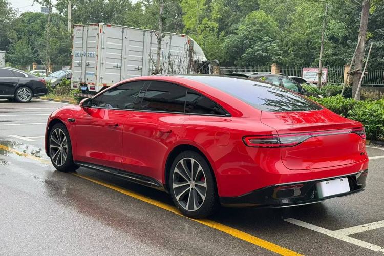 Used Hima Luxeed S7 2025 785 km Ultra