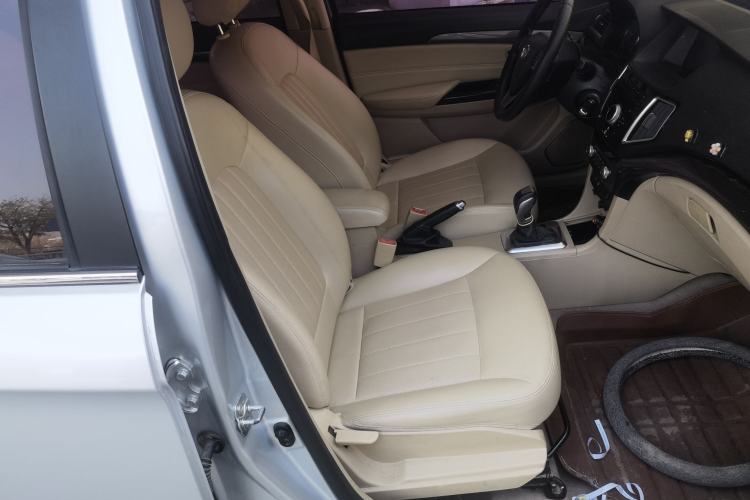 Used Great Wall C30 2015 1.5L AMT Luxury Model
