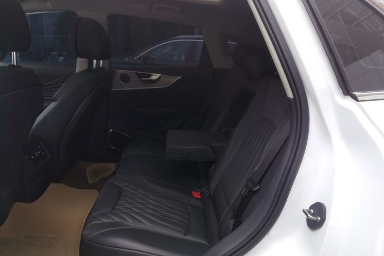 Used Hongqi HS5 2023 2.0T Qixiang Pro Edition
