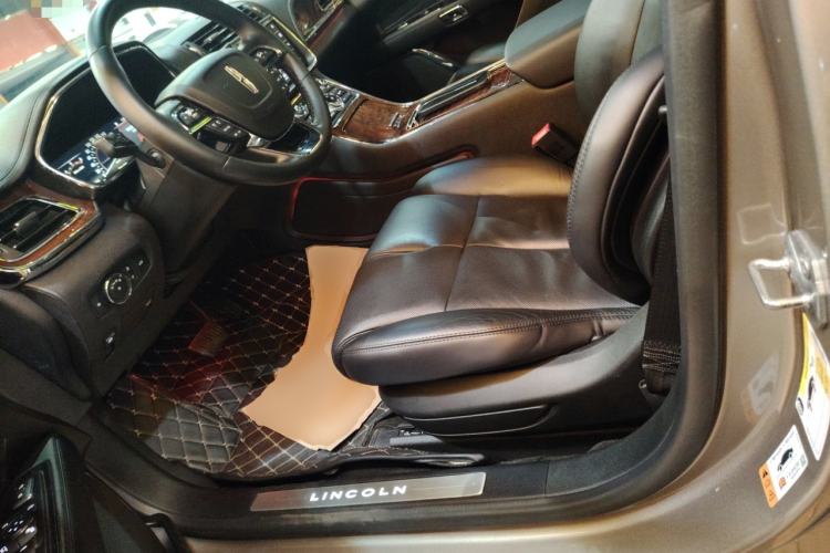 Used Lincoln Continental 2019 2.0T Two-Wheel Drive Luxury Edition China VI Standard