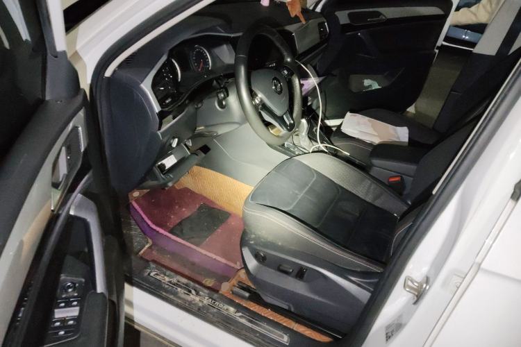 Used Volkswagen Tayron 2020 330TSI Two-Wheel Drive Luxury Smart Connectivity Version Driver Seat