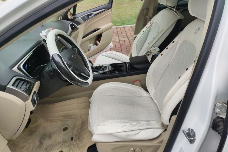 Used Ford Mondeo 2013 2.0L GTDi 200 Luxury Model Left Front Seat