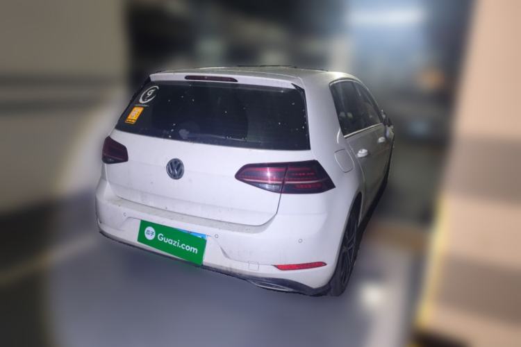 Used Volkswagen Golf 2018 280TSI Automatic R-Line Model Rear Right 45 Deg