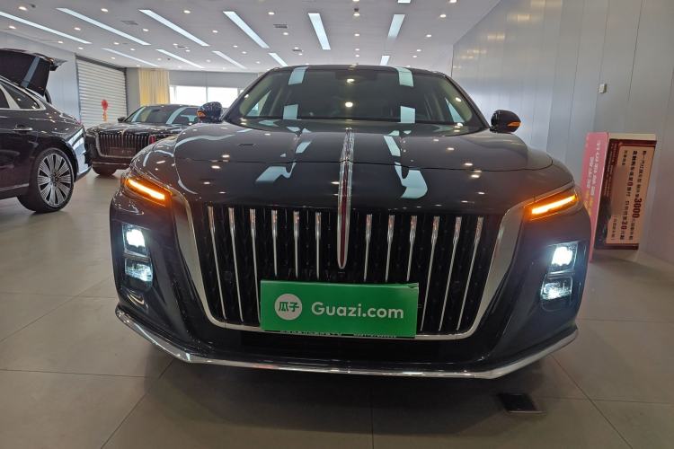 Used Hongqi H5 2023 2.0T Automatic Smart Connect Flagship Edition Front