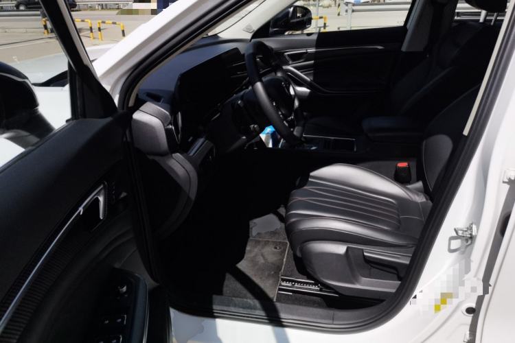 Used Bestune T55 2023 1.5T Automatic Leap Model
