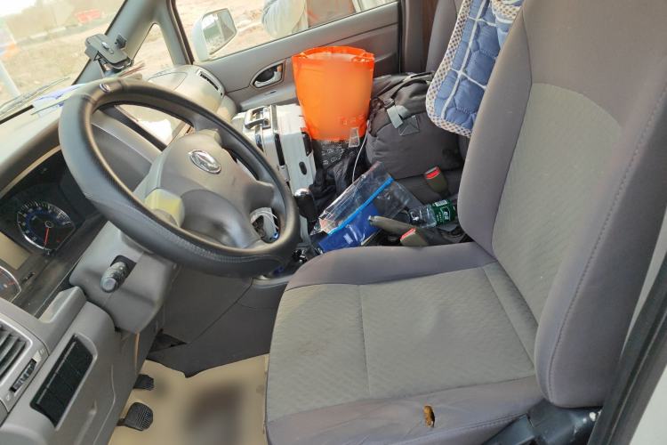 Used Dongfeng Shuaike 2014 1.6L Manual Comfort 7-Seater China IV Standard