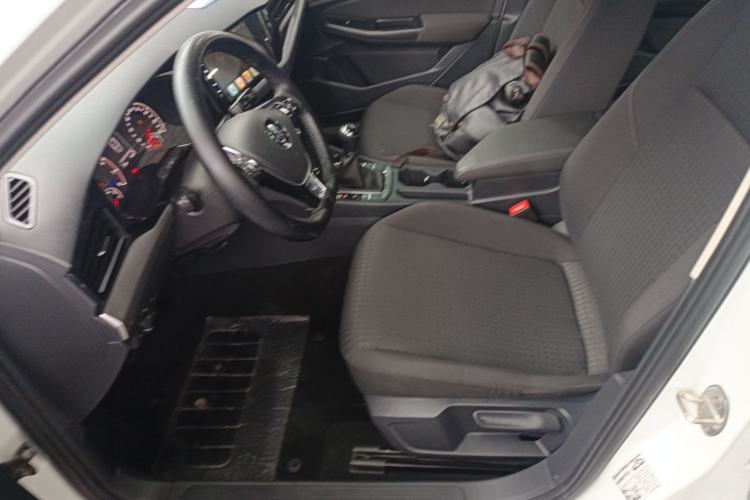 Used Volkswagen Bora 2020 1.5L Manual Fashion Edition
