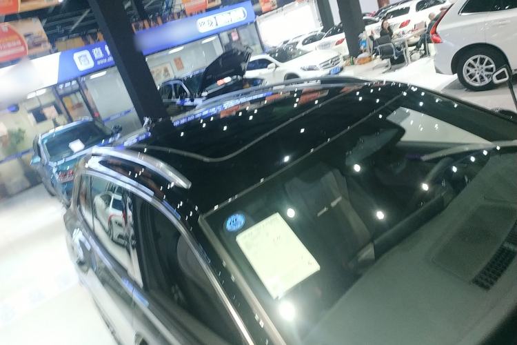 Used Volkswagen Tayron 2025 Tiguan L 380TSI 4Motion Luxury Easy Package Roof