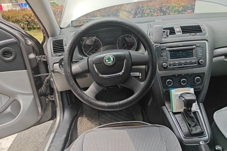 Used Skoda Octavia 2012 1.6L Automatic Yijie Edition