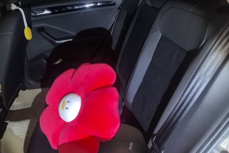 Used Volkswagen T-ROC 2021 280TSI DSG Two-Wheel Drive Comfort Connect Edition