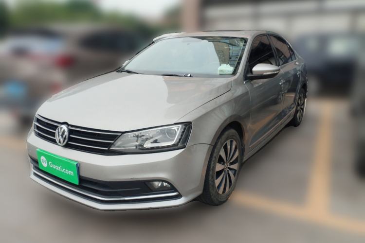 Used Volkswagen Sagitar 2015 230TSI Automatic Comfort Version