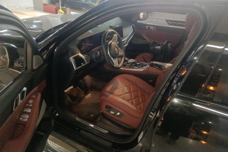 Used BMW X5 2023 xDrive 40Li Luxury Edition M Sport Night Vision Package