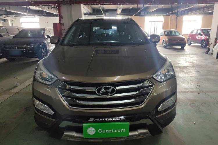 Used Hyundai Santa Fe 2015 2.0T Automatic Two-Wheel Drive Smart Version 5 Seats
