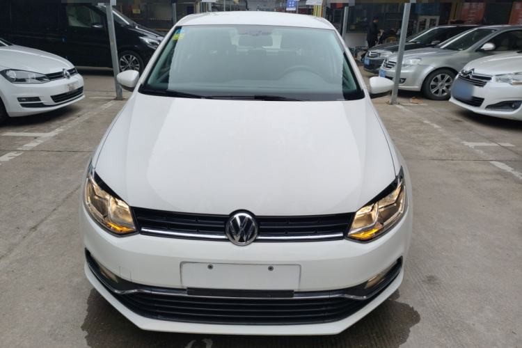 Used Volkswagen Polo 2014 1.6L Manual Comfort Edition
