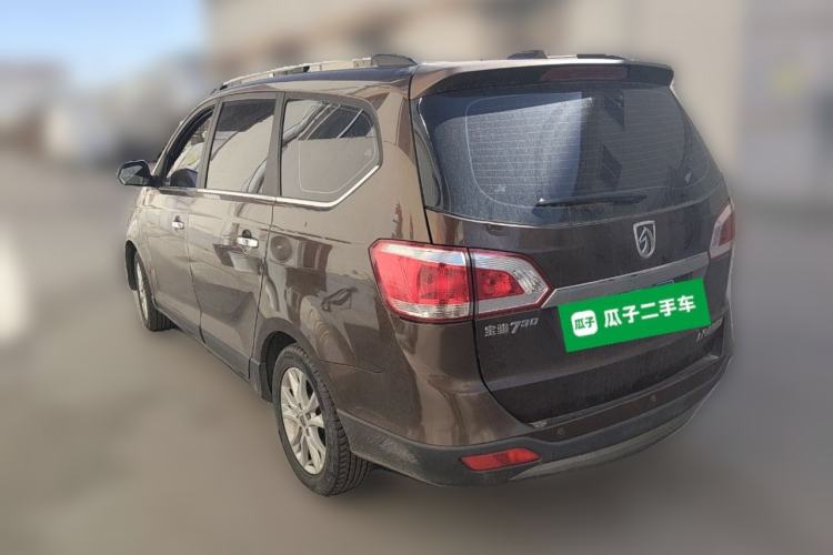 Used Baojun 730 2014 1.5L manual luxury trim 7 seats