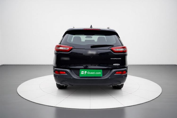 Used Jeep Cherokee 2016 2.0L Superior Edition