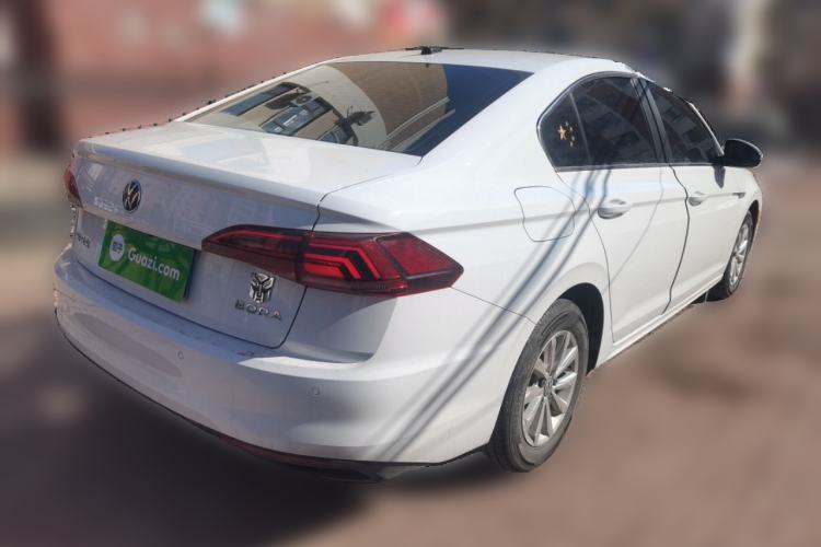 Used Volkswagen Bora 2020 1.5L Manual Fashion Edition
