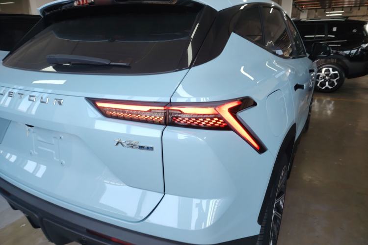 Used JETOUR Dashing i-DM 2023 1.5T DHT Lightning 02
