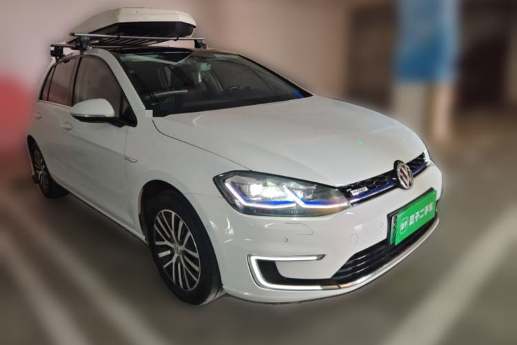 Used Volkswagen Golf Pure Electric 2020 Chariot Pro Front Right 45 Deg