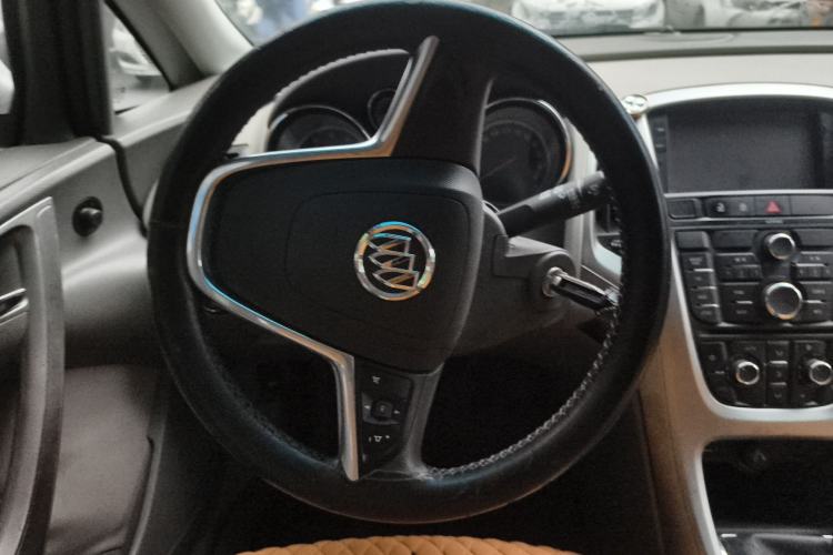 Used Buick GT 2014 XT 1.6L Manual Entry-Level Model Steering Wheel