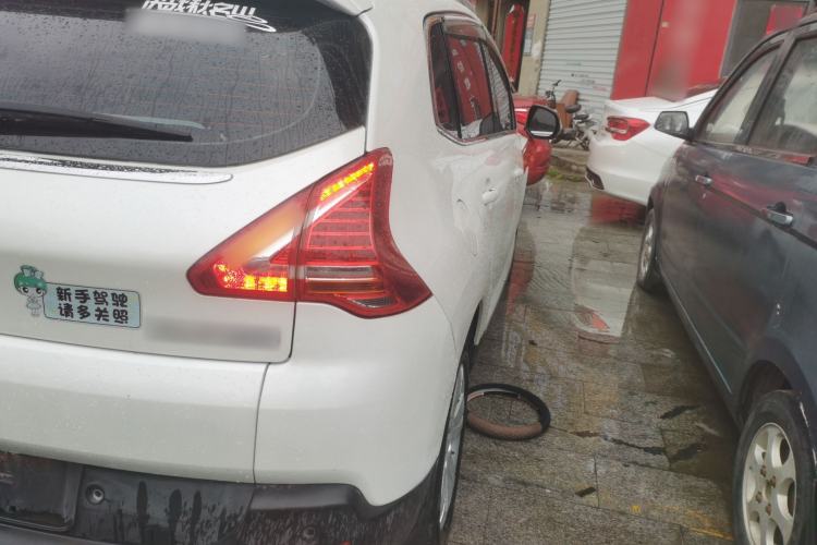 Used Peugeot 3008 2015 1.6THP Automatic Classic Edition Exterior 3