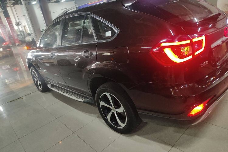 Used BYD S7 2015 2.0T Upgraded Automatic Luxury Version
