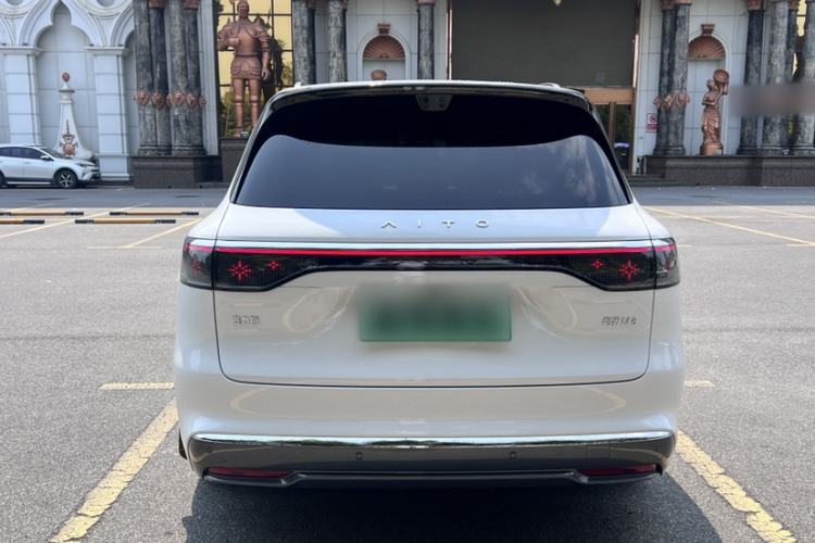 Used Hima AITO M8 2025 Extended-Range Max+ Version 53.4 kWh 5-Seater Edition