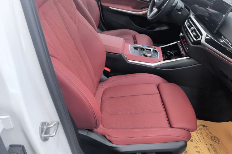 Used BMW i3 2024 eDrive 35 L
