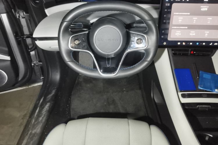 Used Hima Luxeed S7 2024 Ultra Four-Wheel Drive Flagship Edition
