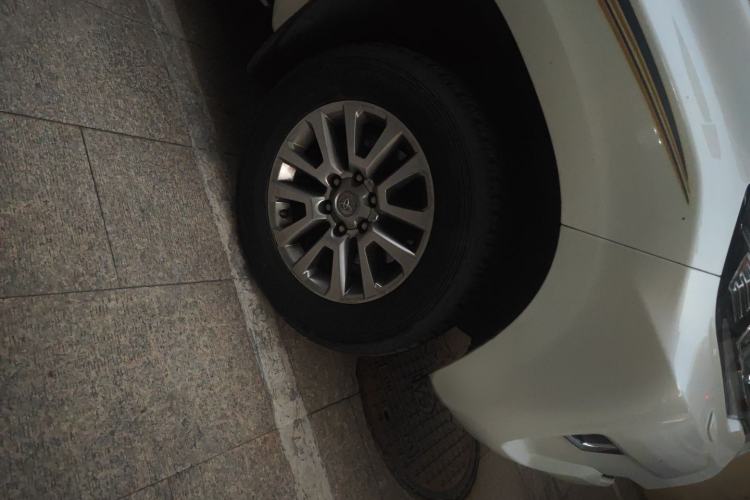 Used Toyota Prado 2018 3.5L Automatic TX-L with Rear-Mounted Spare Tire