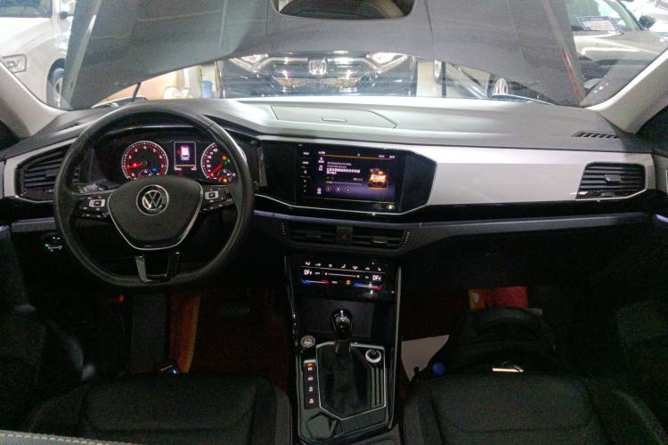 Used Volkswagen Tayron 2020 330TSI Two-Wheel Drive Luxury Smart Connectivity Version
