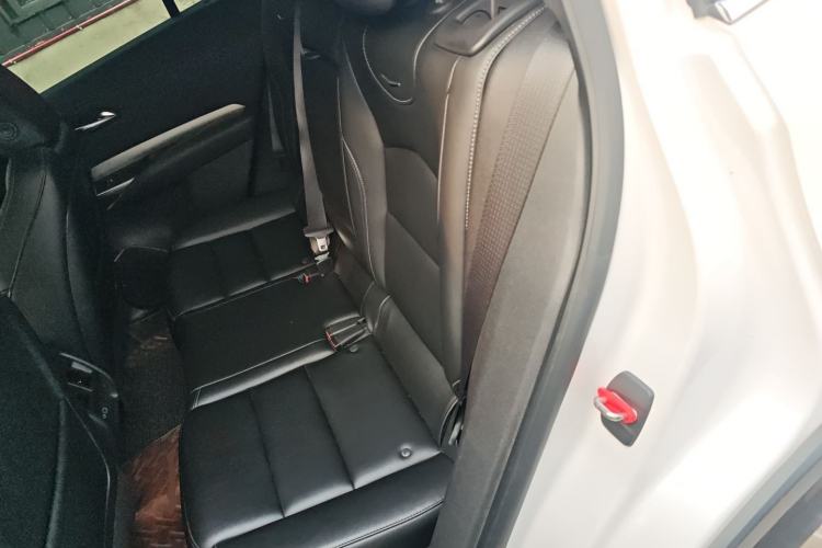 Used Cadillac XT4 2018 28T Two-Wheel Drive Leading Version Left Rear Seat